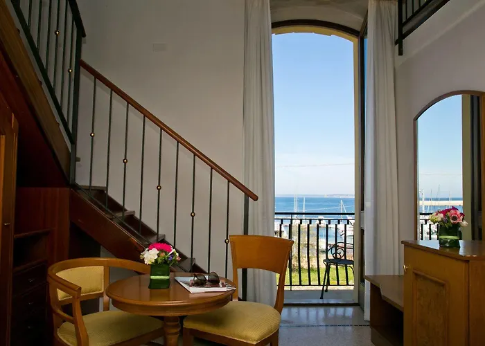 Готель Xilhotel Галліполі