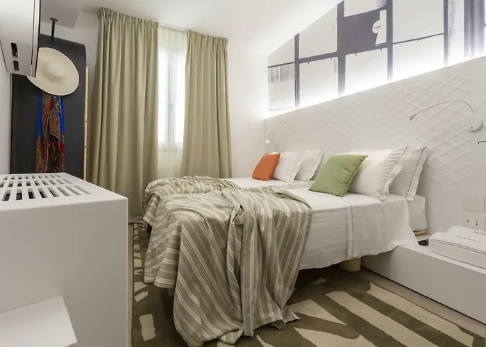 Готель Xilhotel