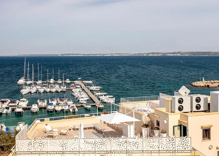 Xilhotel فندق غالّيبولي