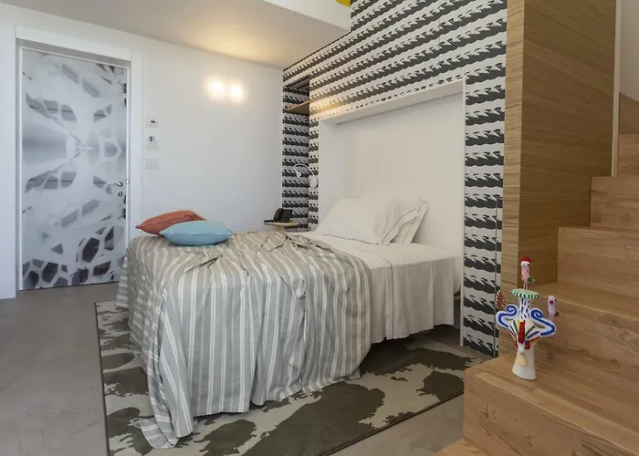 Xilhotel فندق 4*